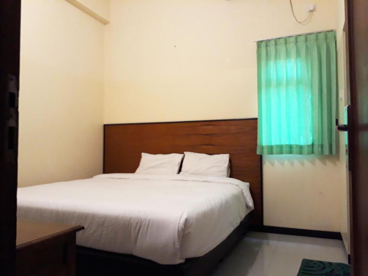 Hotel Pelangi Indah Semarang Exterior foto