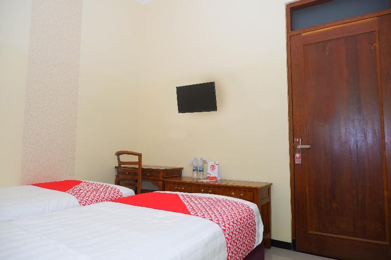 Hotel Pelangi Indah Semarang Exterior foto